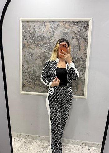 Kadın Yılan Desenli Rahat Eşofman Takımı - Görsel 4