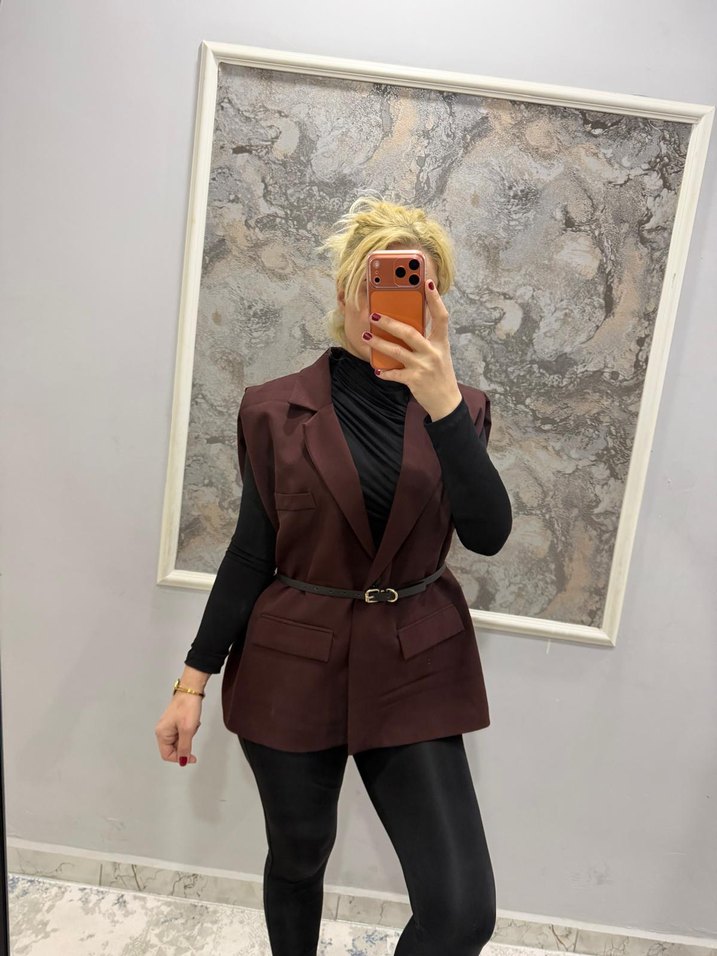 Kemerli Kırmızı Kolsuz Mini Blazer - Görsel 3