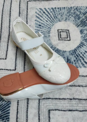 Beyaz Nakışlı Kız Çocuk Babet - Görsel 4