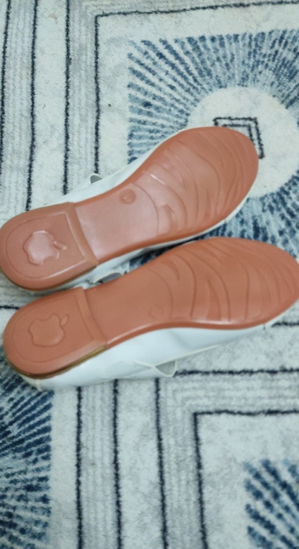 Beyaz Nakışlı Kız Çocuk Babet - Görsel 3