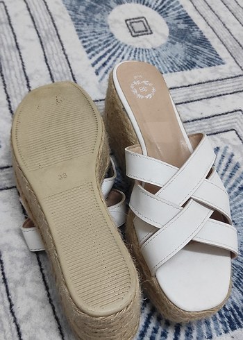 Beyaz Kadın Dolgu Topuklu Espadril Terlik - Görsel 2