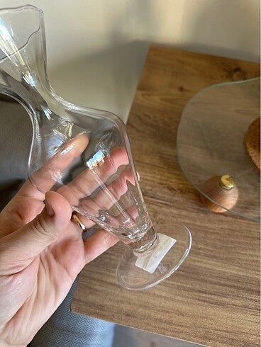 Beden beyaz Renk Paşabahçe EL YAPIMI fırfırlı vazo