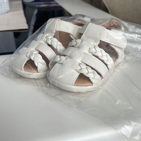 19 Beden H&M Kız Bebek Sandalet 18/19