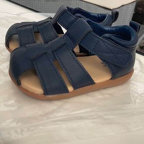 19 Beden lacivert Renk H&M Erkek Bebek Sandalet