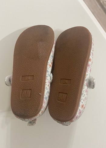 H&M Kız Bebek Çiçekli Cırtlı Babet - Görsel 4