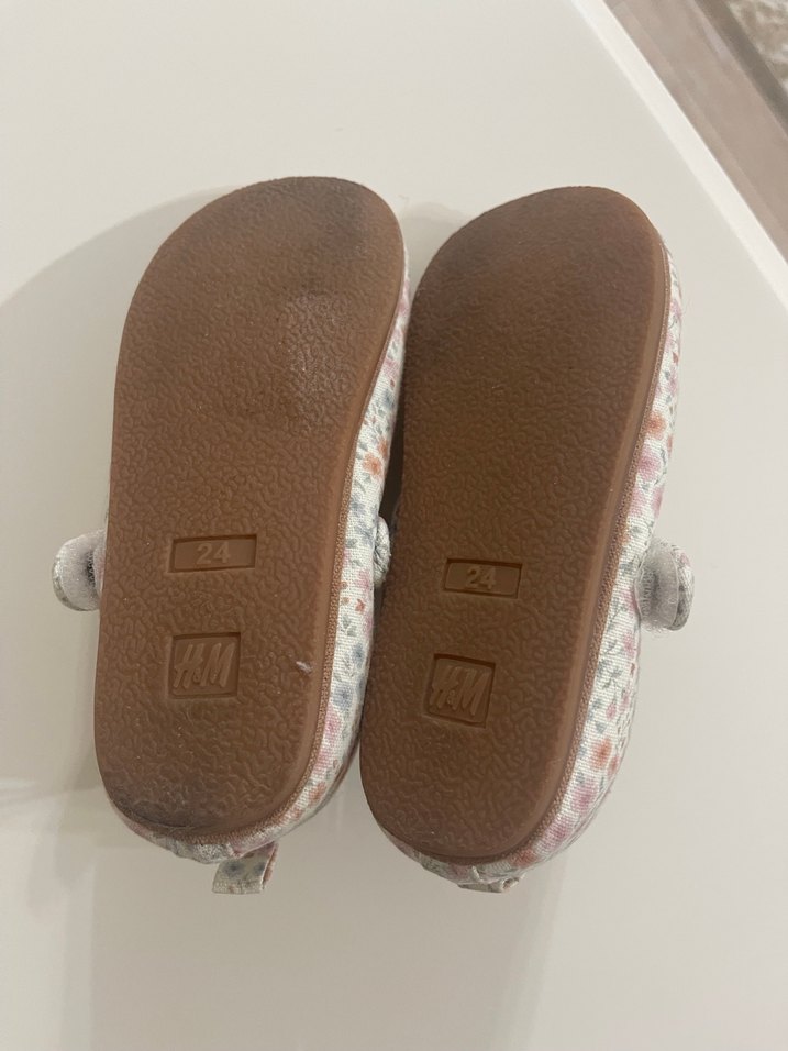 H&M Kız Bebek Çiçekli Cırtlı Babet - Görsel 4