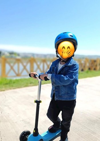 Mavi Renkli Çocuk kask