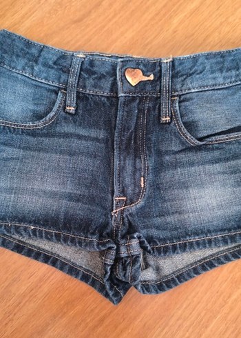 Düğmeli Mini Mavi Denim Şort