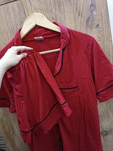 1 defa kullanıldı pijama takımı