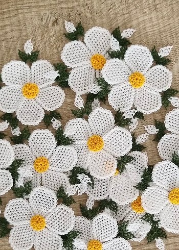 Adet fiyatı 90  Bohem Kırmızı Çiçek İşlemeli El Yapımı motif - Görsel 4