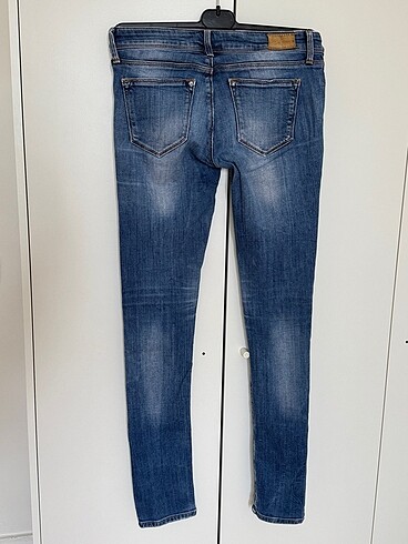 27 Beden mavi Renk Colin?s jeans kot pantolon