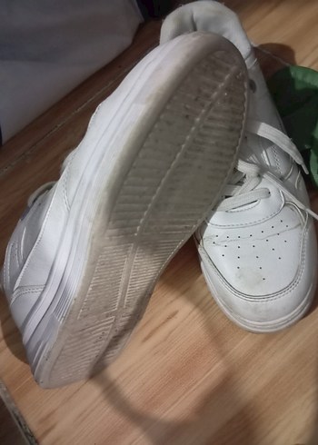 Beyaz Bağcıklı Kadın Spor Ayakkabı - Görsel 2