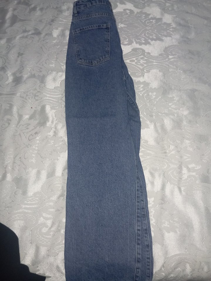 Düğmeli Mavi Rahat Kesim Kadın Kot Pantolon - Görsel 3