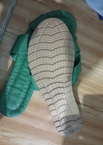 Yeşil Kadın  Terlik - Görsel 2