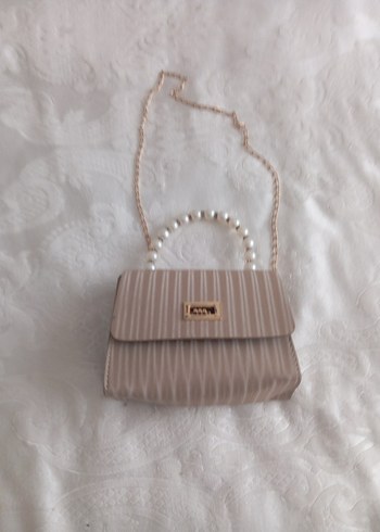 Zincir Detaylı Yılan Desenli Bej Kadın Çanta - Görsel 2