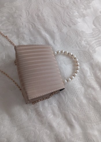 Zincir Detaylı Yılan Desenli Bej Kadın Çanta - Görsel 4