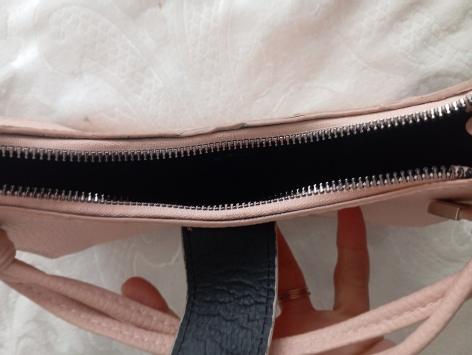 Pembe Deri Tokalı Kadın El Çantası - Görsel 3