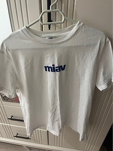 Mavi Tişört