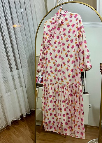 LC Waikiki Pembe Çiçek Desenli Uzun Bohem Elbise