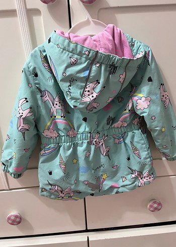 Kız Çocuk Kapüşonlu Baskılı Yağmurluk - Görsel 2