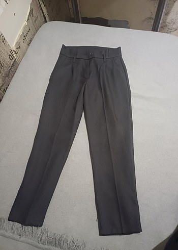 kadın Gri Kemerli Basic Pantolon