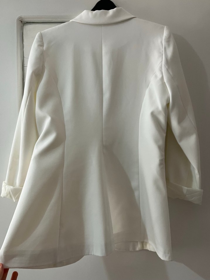 Düğmeli Beyaz Kadın Blazer Ceket - Görsel 2