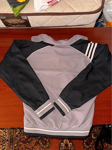 s/m Beden gri Renk Adidas Retro Ceket