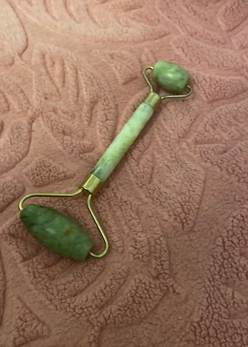 Yeşim Taşı Yüz Masaj Aleti - Görsel 2