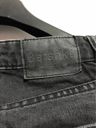 36 Beden BERSHKA SİYAH JEAN
