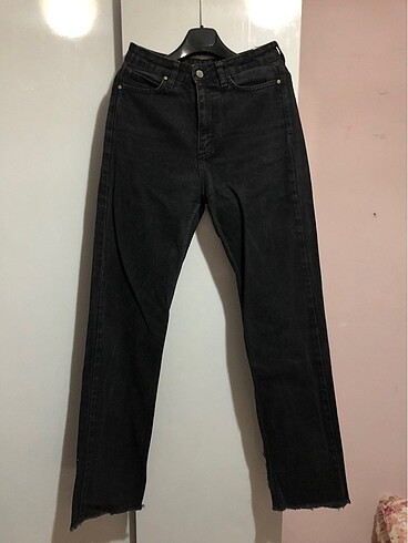 TRENDYOL MİLLA SİYAH JEAN