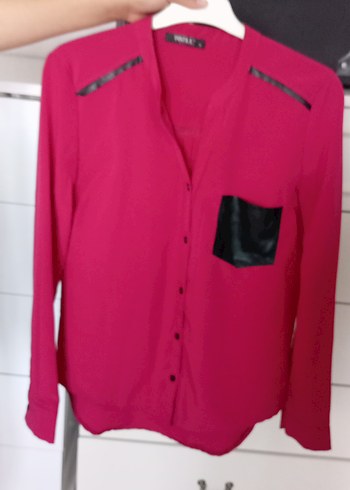 Düğmeli V Yakalı Pembe Kadın Gömlek - Görsel 3