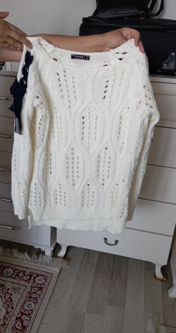 Beyaz Örgü Kadın Kazak - Görsel 2