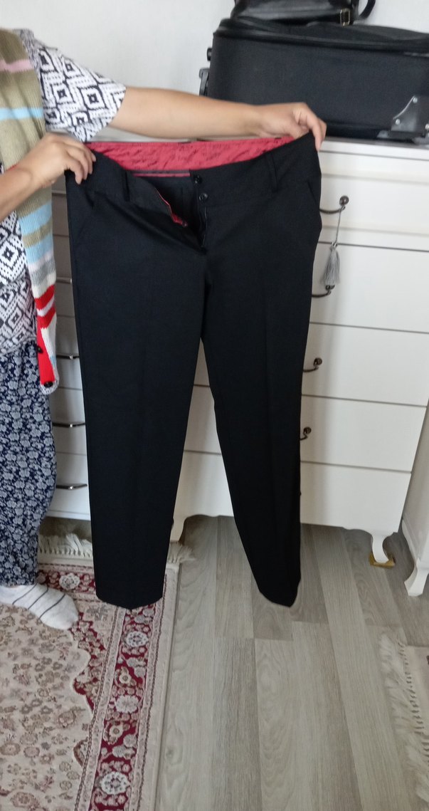 Siyah Kemerli Kadın Kumaş Pantolon - Görsel 2