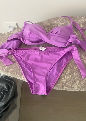 s Beden mor Renk Mor Fırfırlı Strappy Bikini