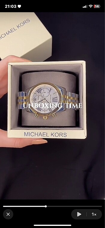 Micheal kors saat MK5955