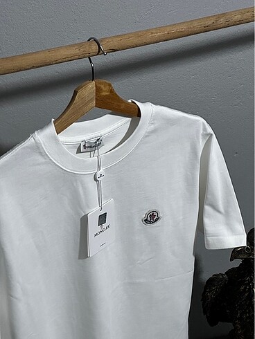 s Beden Beyaz Moncler t-shirt