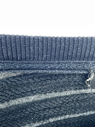 s Beden siyah Renk Diğer Sweatshirt %70 İndirimli.