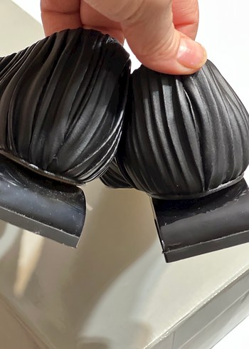 Kadın Siyah Pliseli Stiletto Topuklu Ayakkabı - Görsel 4