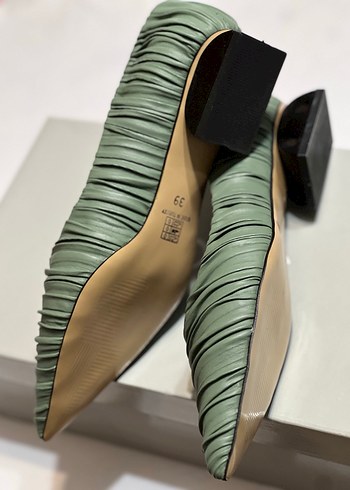 Kadın Yeşil Pliseli Sivri Burun Stiletto - Görsel 4