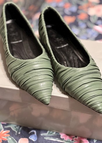 Kadın Yeşil Pliseli Sivri Burun Stiletto - Görsel 2