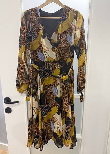 Uzun Desenli Bohem Kadın - Görsel 2