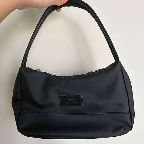 Housebags Siyah Kol Çantası