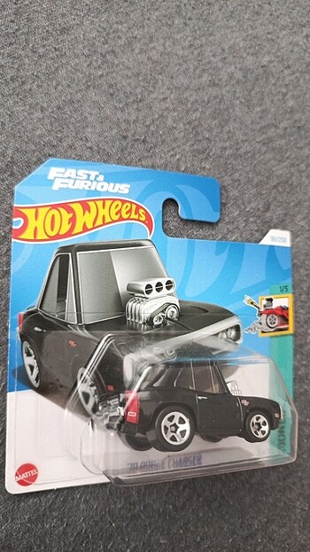  Beden Hotweels dodge