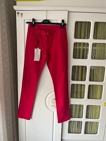 lacoste etiketli