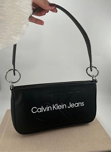  Beden Calvin klein çanta