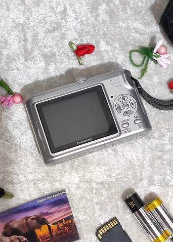 Panasonic Lumix Dijital Fotoğraf Makinesi - Görsel 2