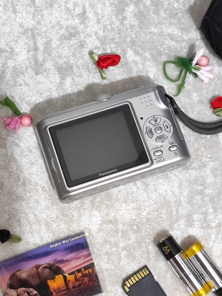 Panasonic Lumix Dijital Fotoğraf Makinesi - Görsel 2