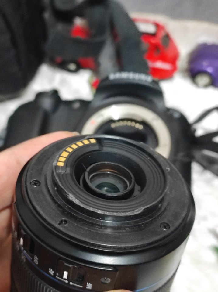 Samsung NX10 Profesyonel Fotoğraf Makinesı - Görsel 4