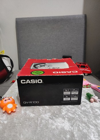 Casio QV-R100 Vintage Dijital Fotoğraf Makinesi - Görsel 13