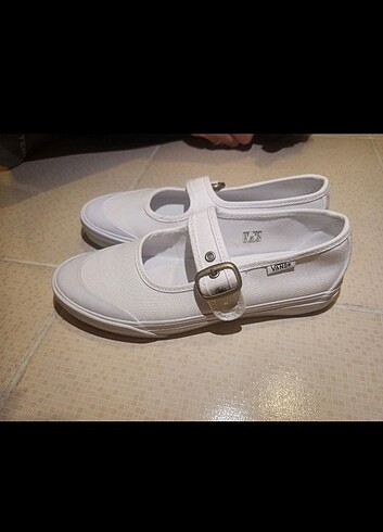 36 Beden beyaz Renk Vans mary jane